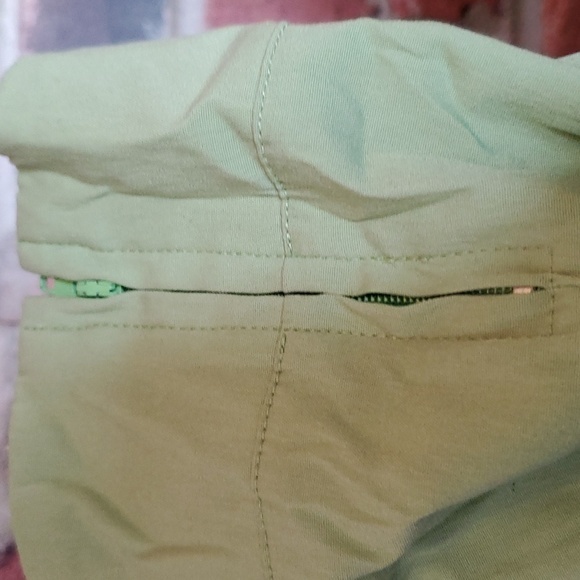 3 for $30‎ Nicely tailored blouse. Mint green. - Picture 4 of 4